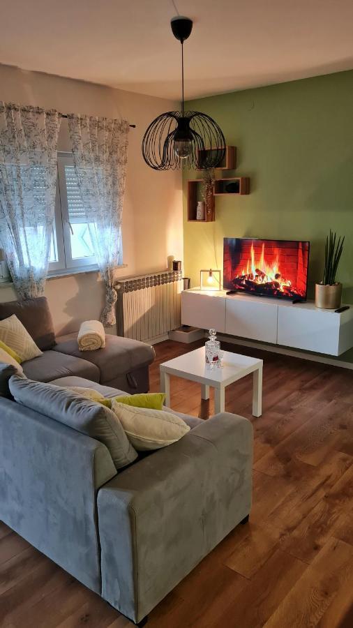 Apartman Noa Jusici エクステリア 写真