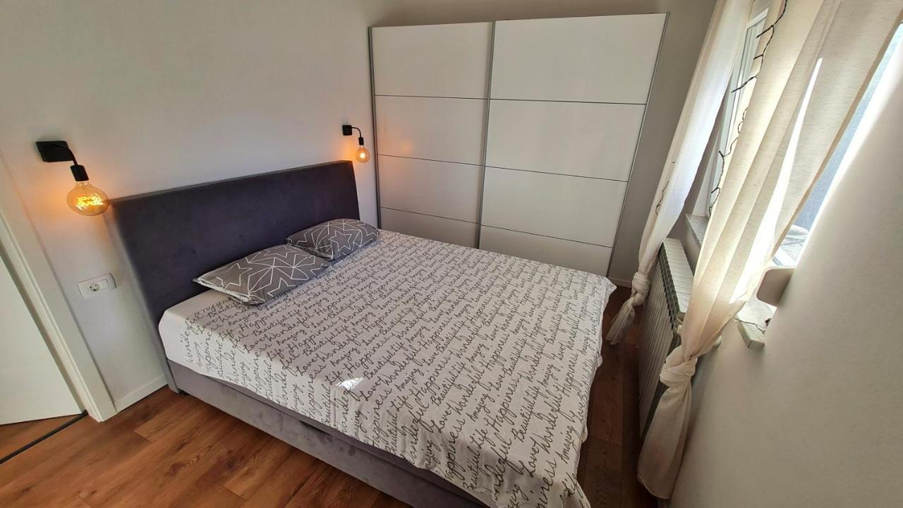 Apartman Noa Jusici エクステリア 写真